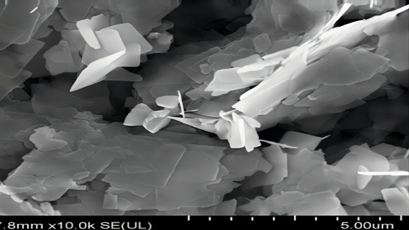 高性能氧化鉍材料：湖南超威新材料為新能源行業(yè)開辟道路